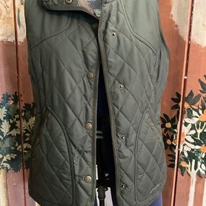Eddie Bauer Women's Quilted Vest Sports Shop field Green